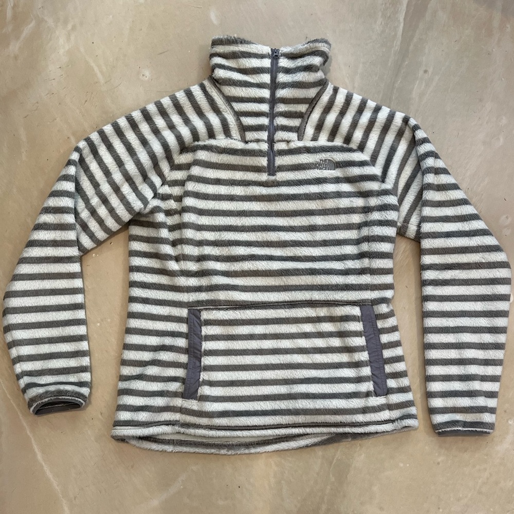 North Face Women’s size large fleece